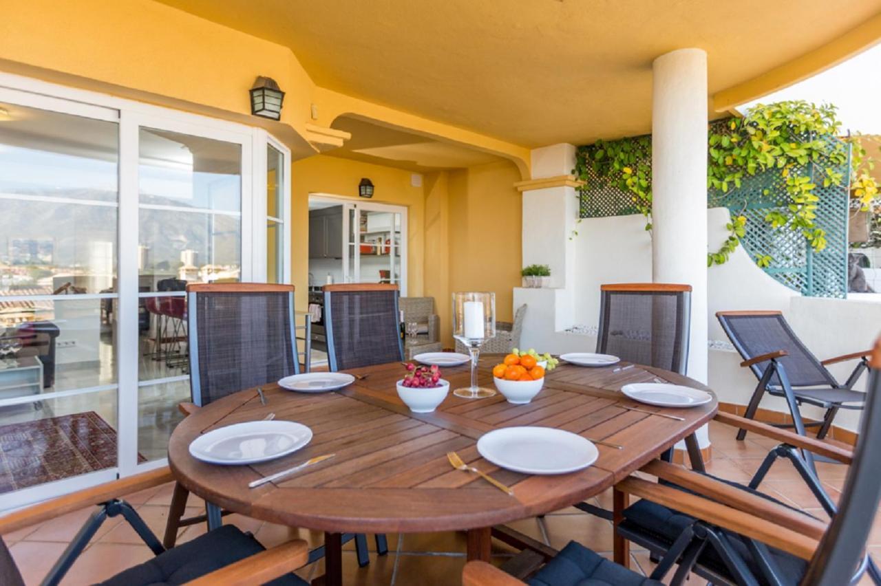 Puerto Banus Senorio De Aloha 3 Bed With Seaviews Apartment Marbella