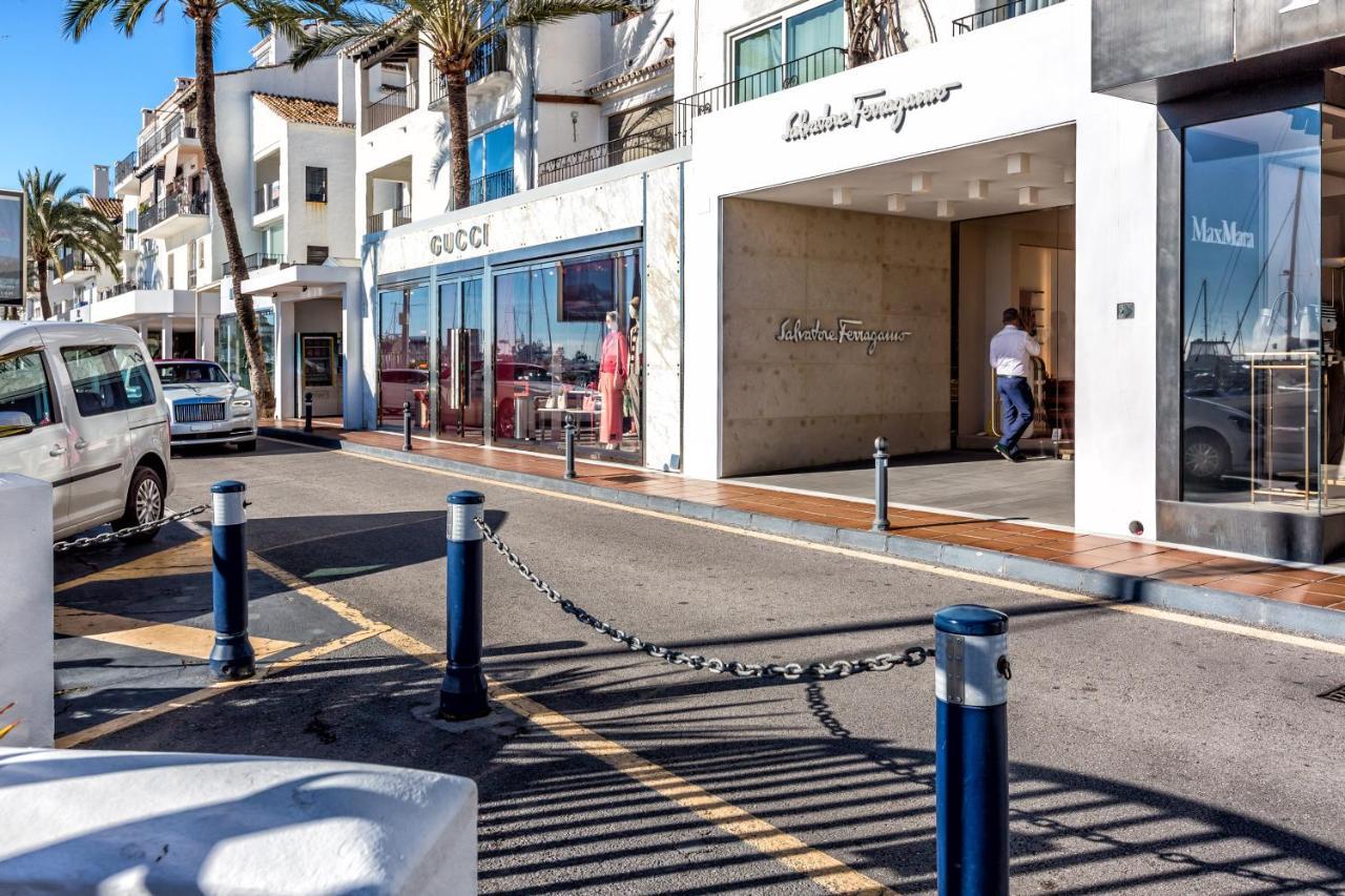 Front Line Penthouse Puerto Banus With Sea Views Marbella