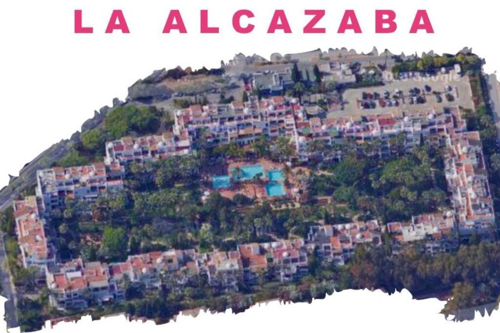 Puerto Banus Beach/alcazaba