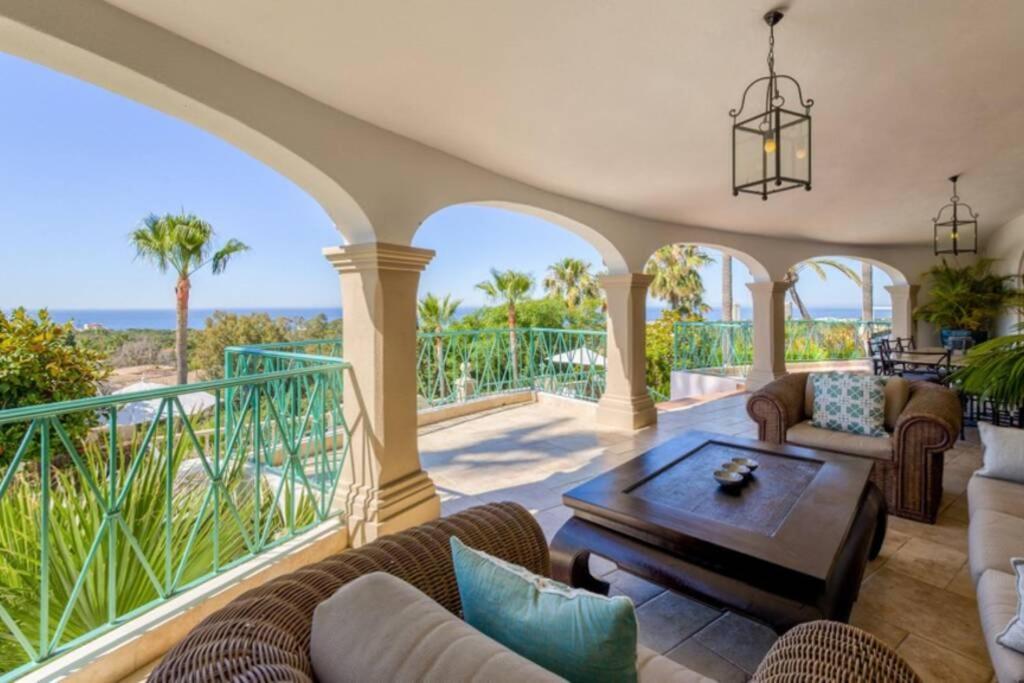 Palatial In Hacienda Chapas, Villa *