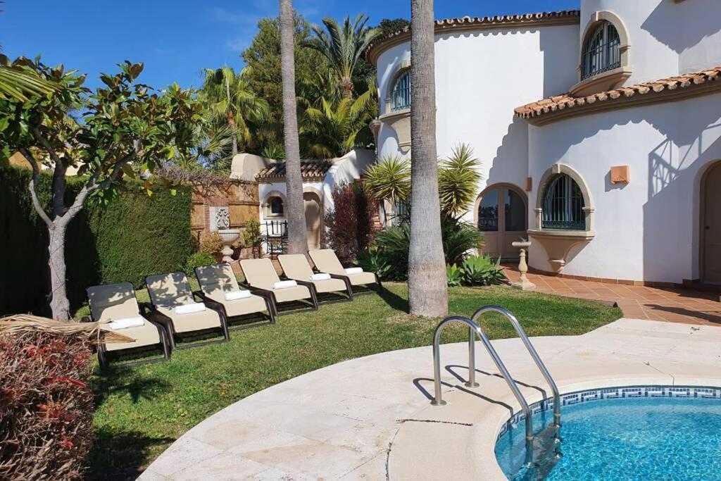 Palatial In Hacienda Chapas, Marbella