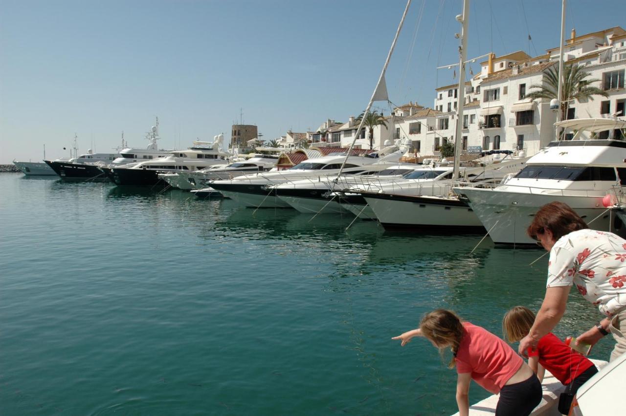 Apartment Beachfront Puerto Banus Marbella