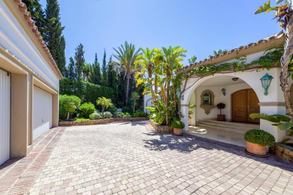 Villa Palatial In Hacienda Chapas,