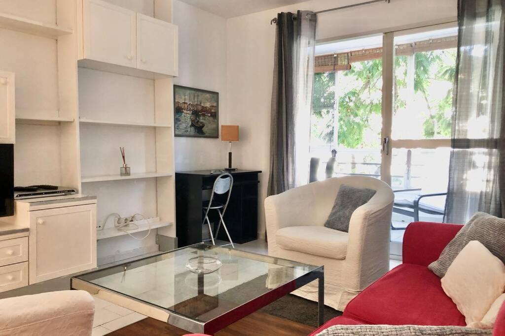 Apto. 2 Dorm. 100m Playa Apartment Marbella