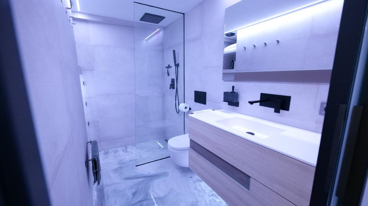 La Farola - Luxury Domotic Flat In Puerto Deportivo * Marbella