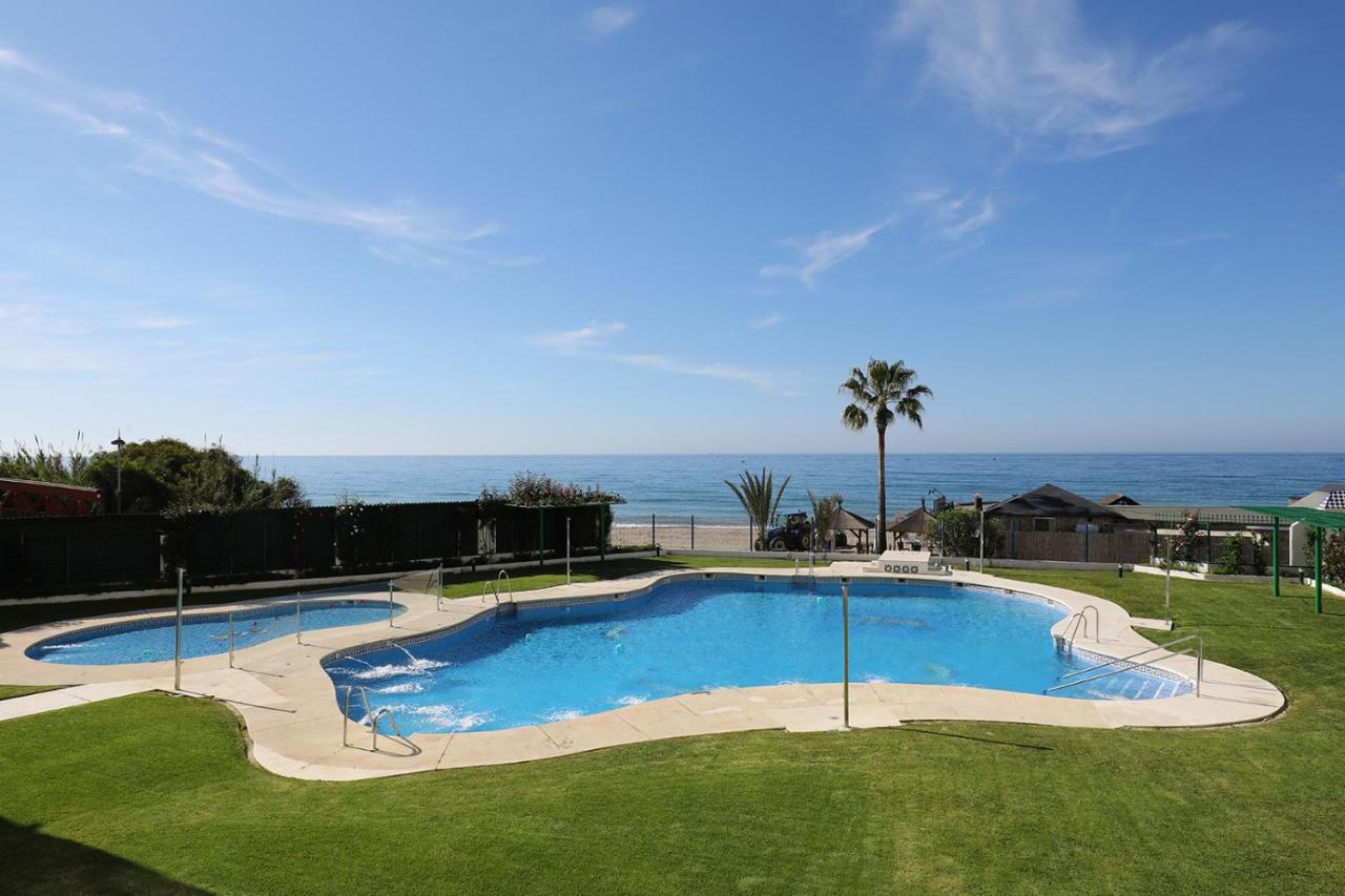 Apartment Banana Primera Linea De Playa Marbella