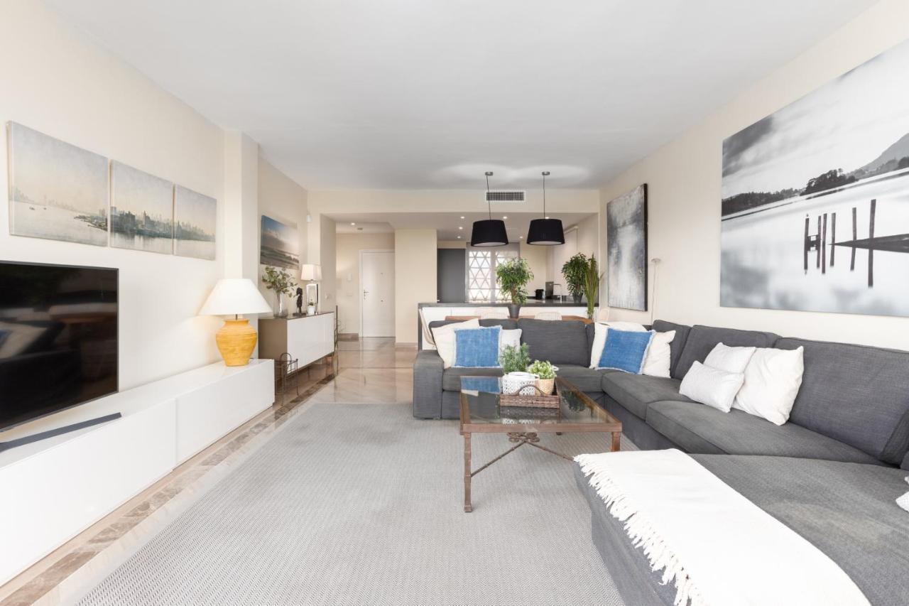 Homeforguest Front Line In Hacienda Playa Apartment Marbella