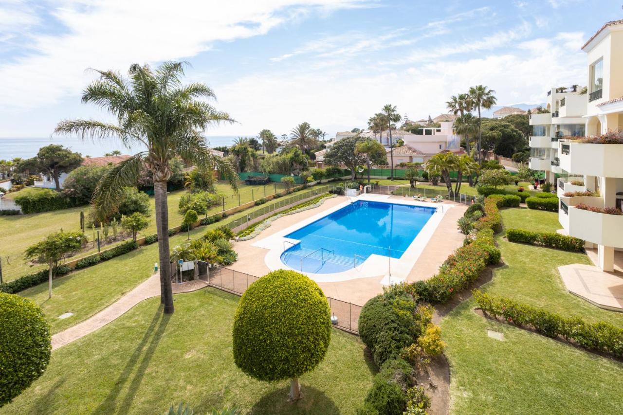 Homeforguest Front Line In Hacienda Playa Apartment Marbella