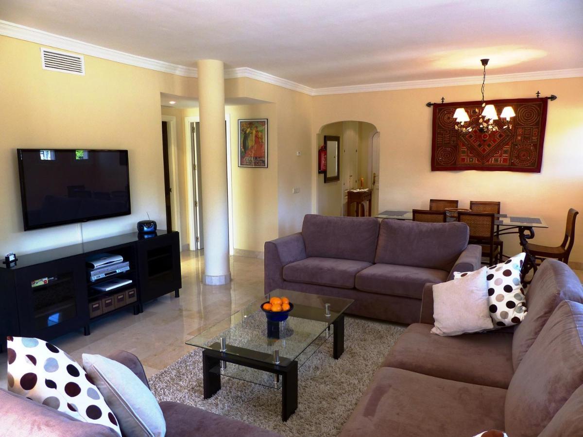 New Listing - Luxury 2 Bedroom Apartment, Immaculate Condition, In Elviria Near