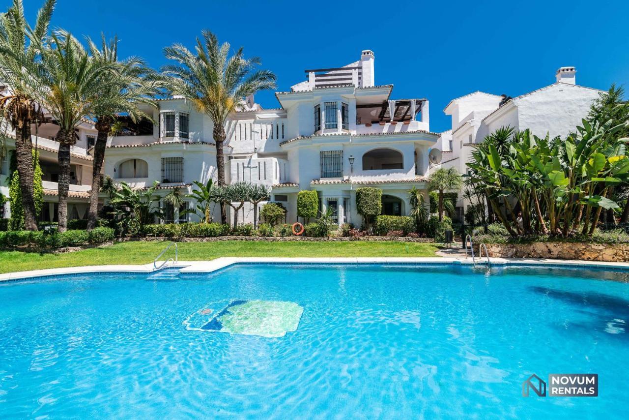 Apartment Modern 2 Bedroom Penthouse W/ Terrace, Pool & Bbq
