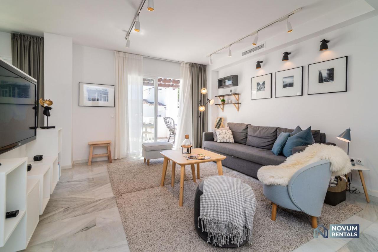 Apartment Modern 2 Bedroom Penthouse W/ Terrace, Pool & Bbq Marbella