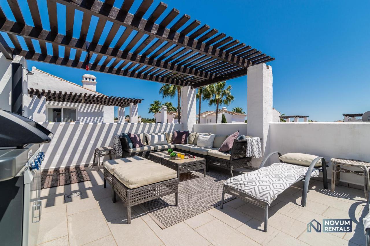 Modern 2 Bedroom Penthouse W/ Terrace, Pool & Bbq Apartment