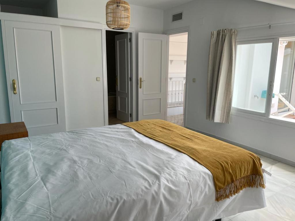 Duplex Atico Hacienda Nagueles Marbella Milla De Oro * Marbella