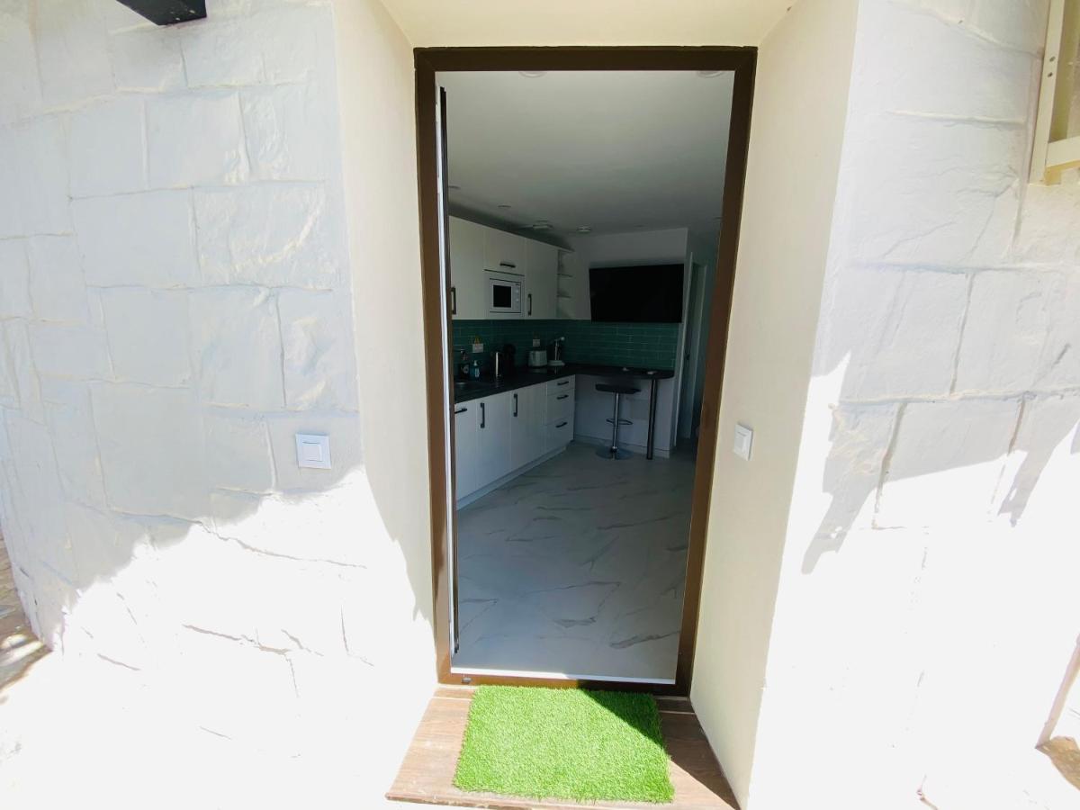 Studio-near The Beach, Bbq And Seawater Pool Apartment *