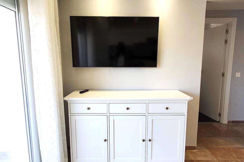 Modern Two Bedroom In Centre Marbella