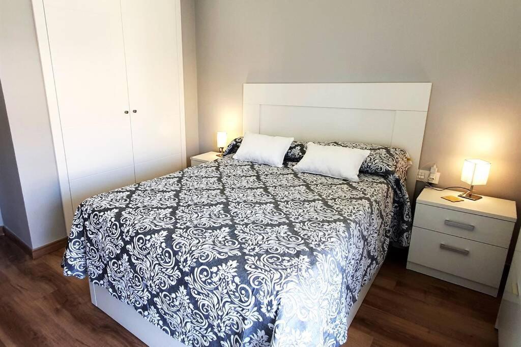 Modern Two Bedroom In Centre Apartment Marbella