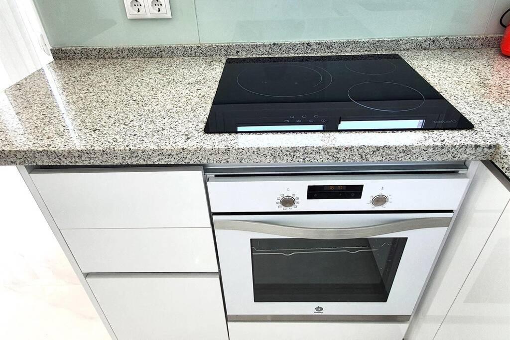 Skol 521. Fantastic On The Beachfront For Rental. Marbella