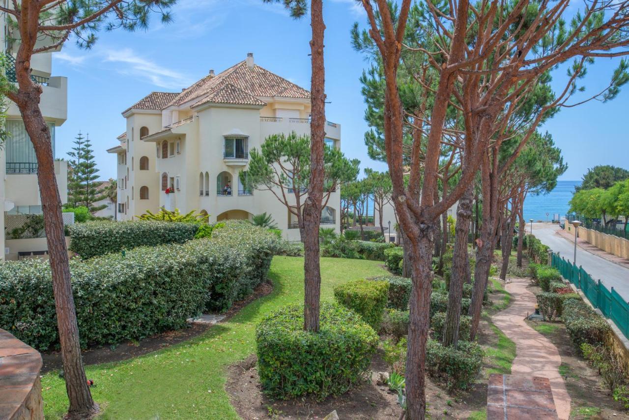 Elegant And Bright Elviria *beach *sea *