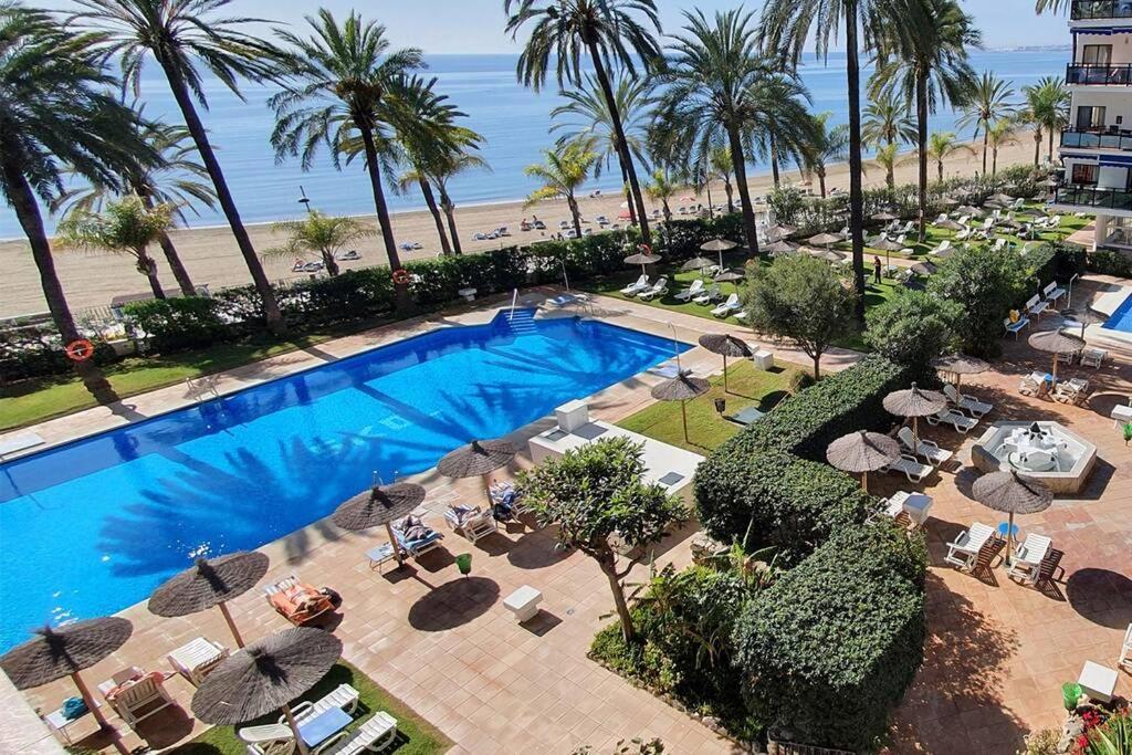 Apartment Skol 521. Fantastic On The Beachfront For Rental. Marbella
