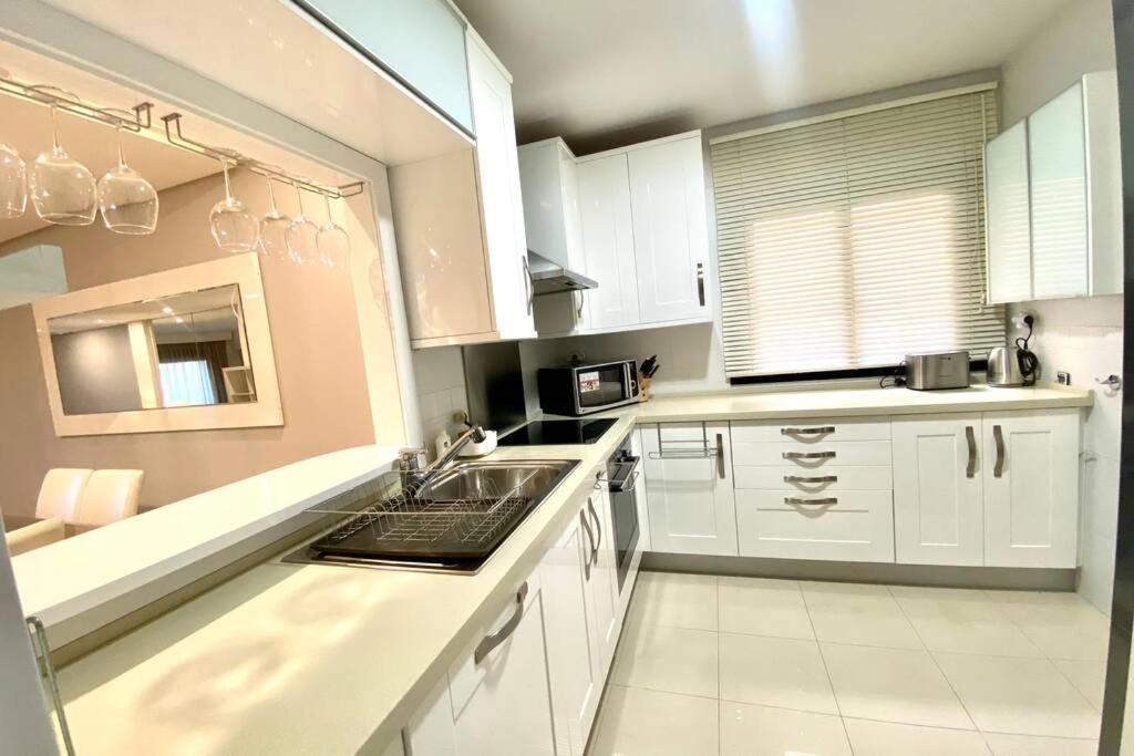 Las Mimosas Beach Garden Puerto Banus Apartment