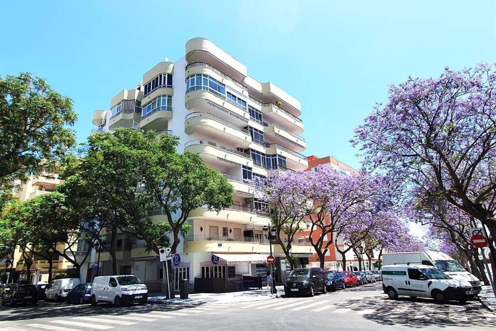 Apartment Modern Two Bedroom In Centre