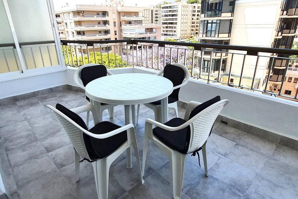 Modern Two Bedroom In Centre Apartment Marbella