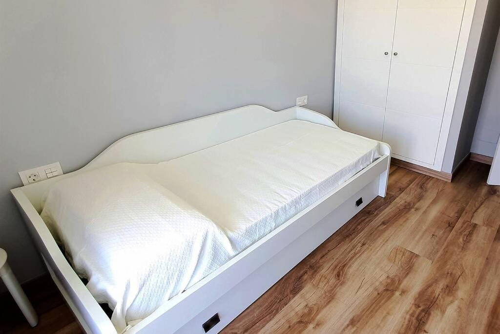 Modern Two Bedroom In Centre Apartment Marbella