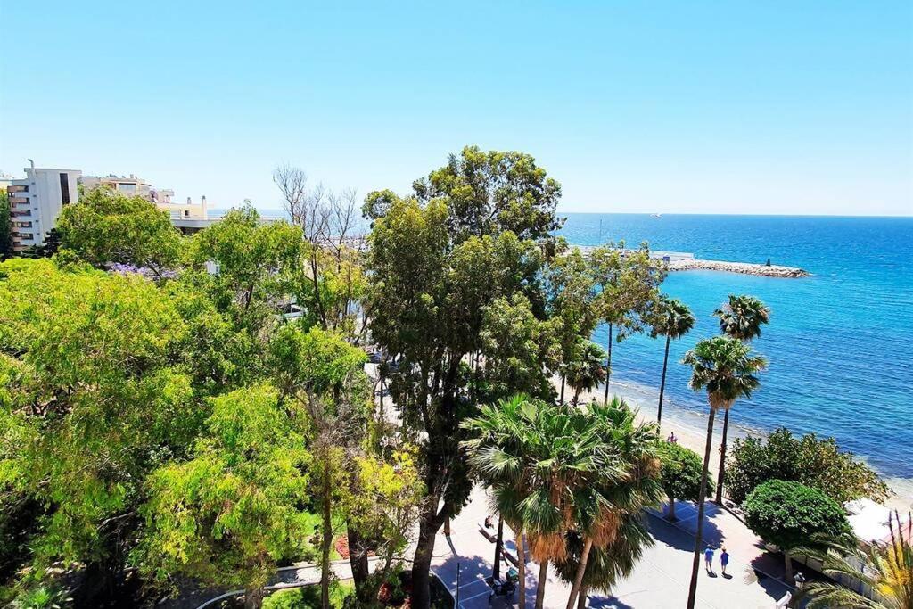 Skol 521. Fantastic On The Beachfront For Rental. *