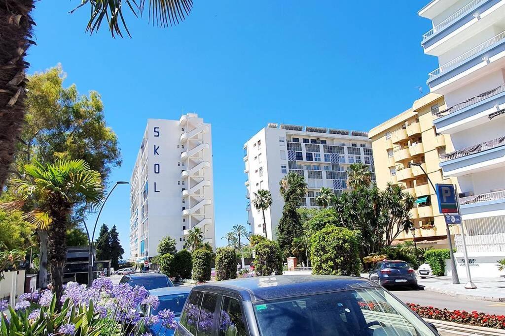 Apartment Skol 521. Fantastic On The Beachfront For Rental. Marbella