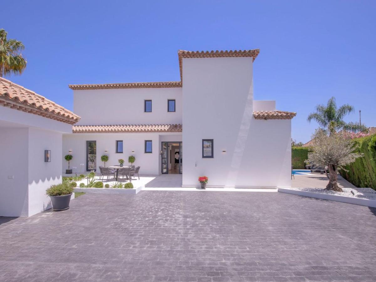Vacation I Lina, Golf Valley, Private Heated Pool, Jacuzzi, Close To The Marina Marbella