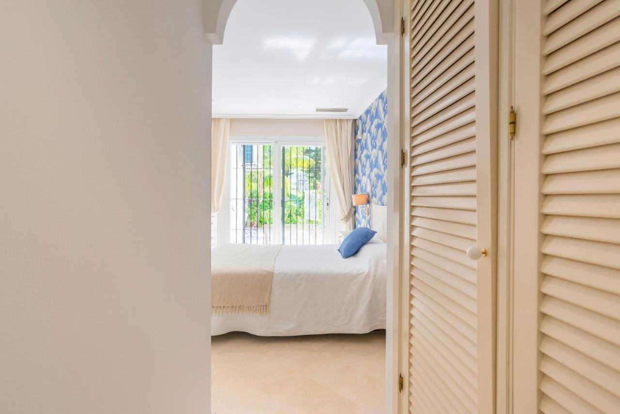 Elviria Playa White Pearl *