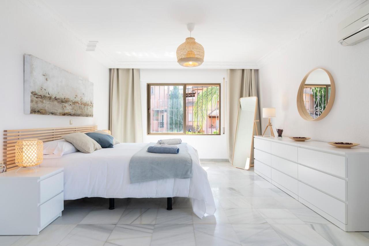Giovanni - Center - Heated Pool Marbella