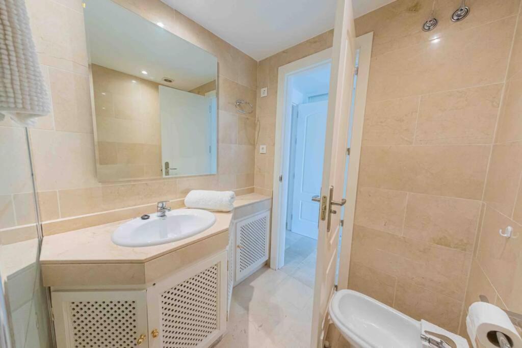 Appartement Terrazas De Banus / 2bed/ 2bath/wifi