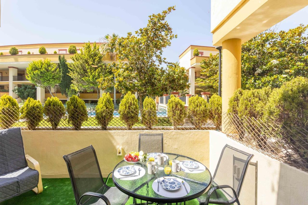 Oleholidays 305 Romana Playa Primera Linea Playa Apartment Marbella