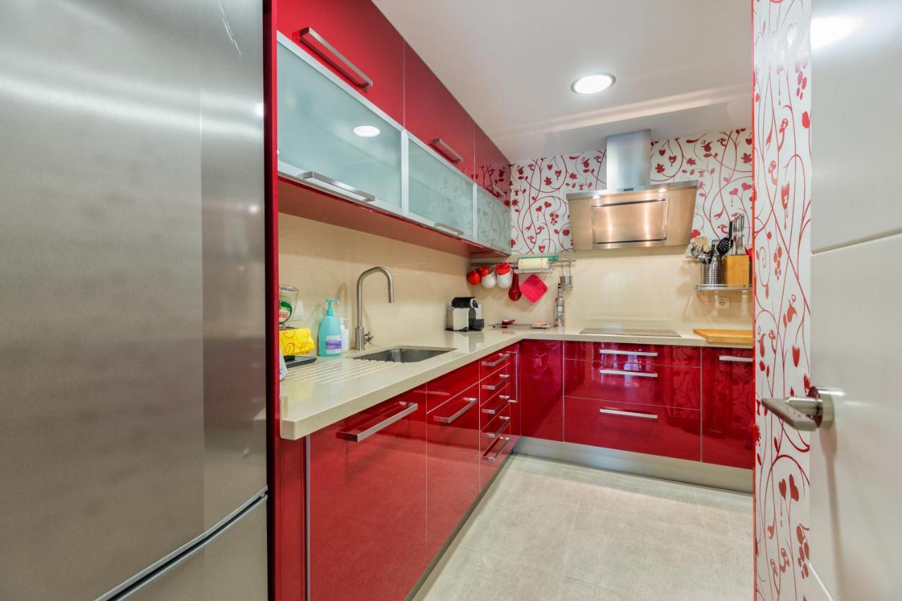 2 Bedroom With Pool In The Heart Of Puerto Banus Apartment *