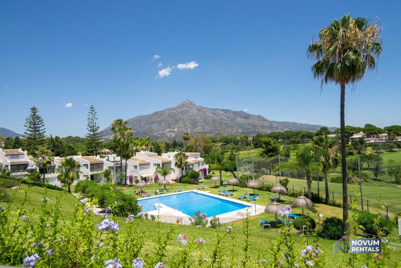 Duplex In Nueva Andalucia, Golfers Paradise *