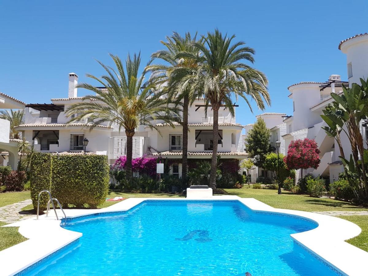 Naranjos Close To Puerto Banus Apartamento Marbella