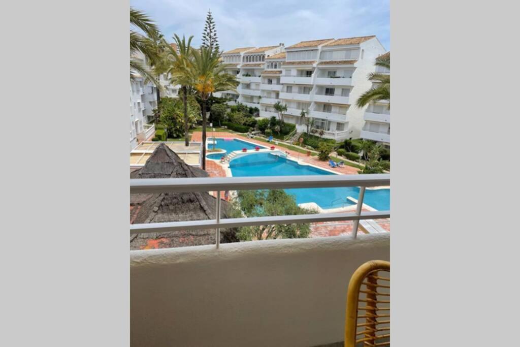En Playa Real, En 1ª Linea De Playa Marbella