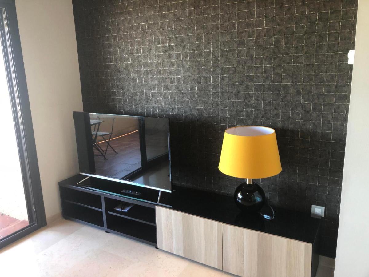 Congress Palace - Golden Mile Appartement