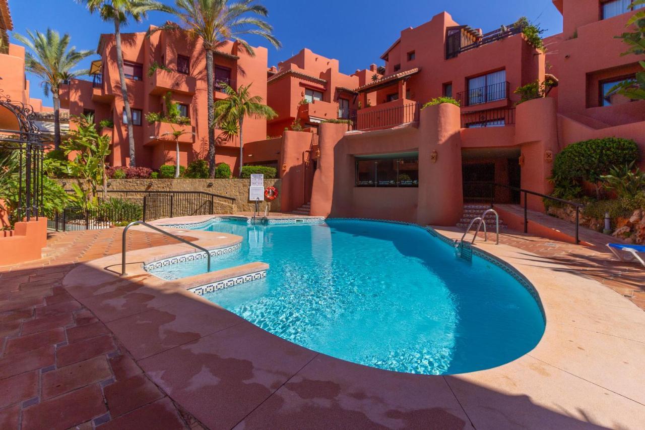 Letmalaga Don Carlos Gardens * Marbella