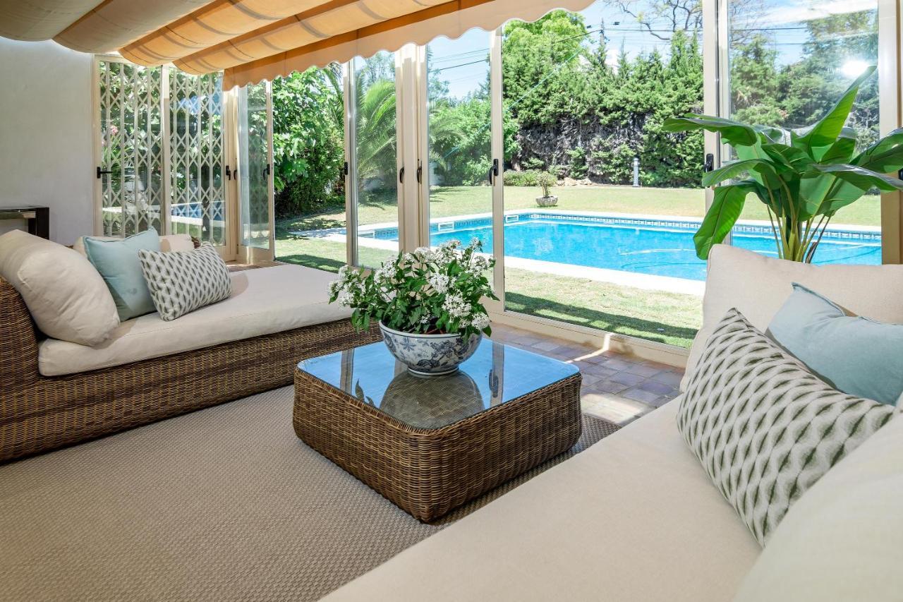 Cln- Spacious 6 Bedroom Next To