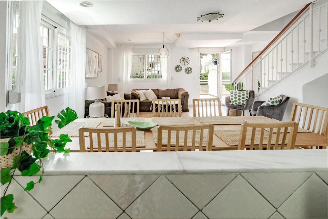 Gorgeous 2 Bedroom Townhouse In Marbella, Steps From An Incredible Holiday home Marbella