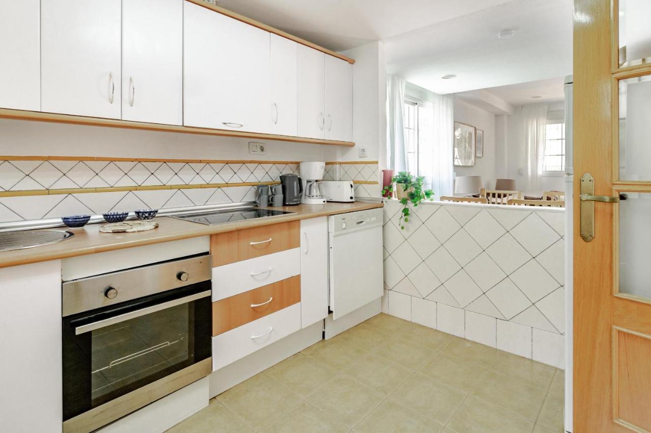 Gorgeous 2 Bedroom Townhouse In Marbella, Steps From An Incredible * Marbella
