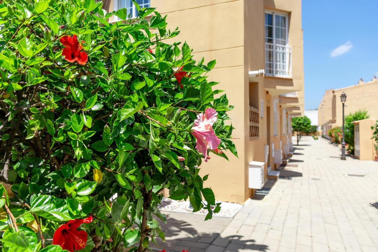 Gorgeous 2 Bedroom Townhouse In Marbella, Steps From An Incredible * Marbella
