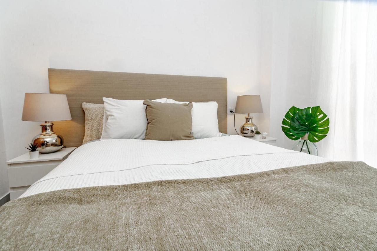 Holiday home Gorgeous 2 Bedroom Townhouse In Marbella, Steps From An Incredible