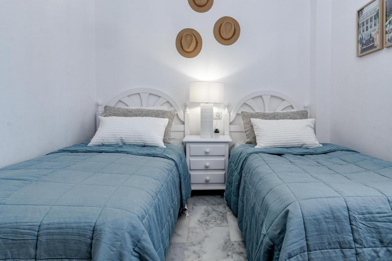 Gorgeous 2 Bedroom Townhouse In Marbella, Steps From An Incredible * Marbella