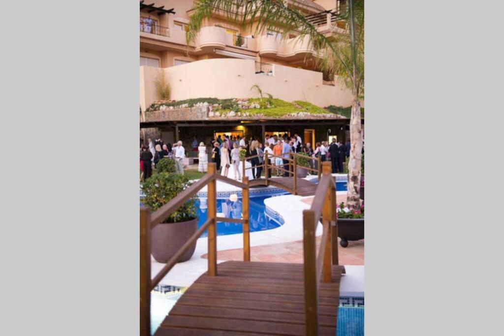 Apartment Lagenhet Med 4 Pooler, Gym, Restaurang & Jatte Nara Puerto Banus & Golf Marbella