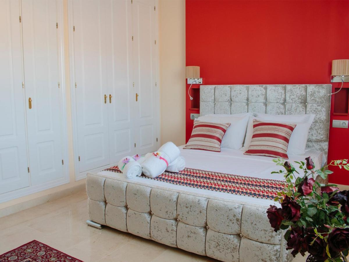 Elviria Beach Luxury * Marbella