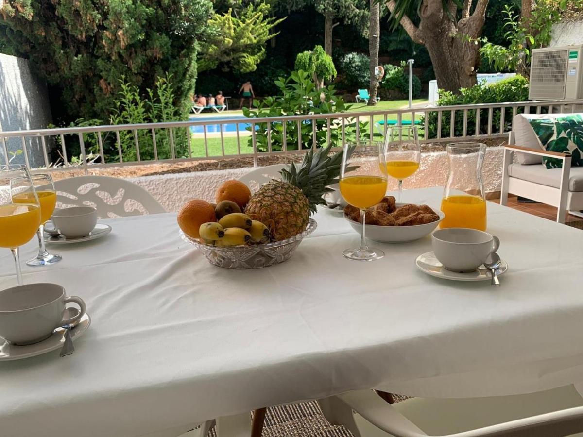 Lovely Center Garden Views 130 Marbella