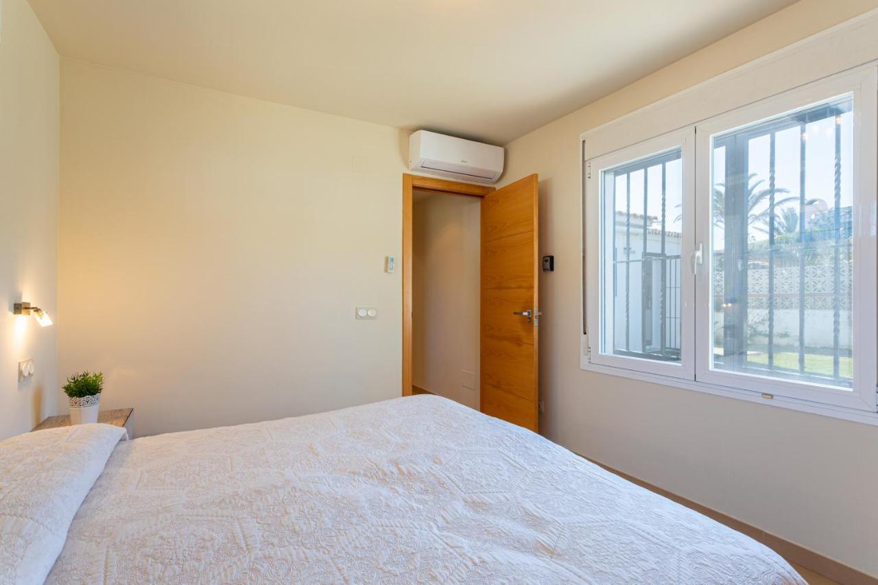 Villa Charming On The Seafront *